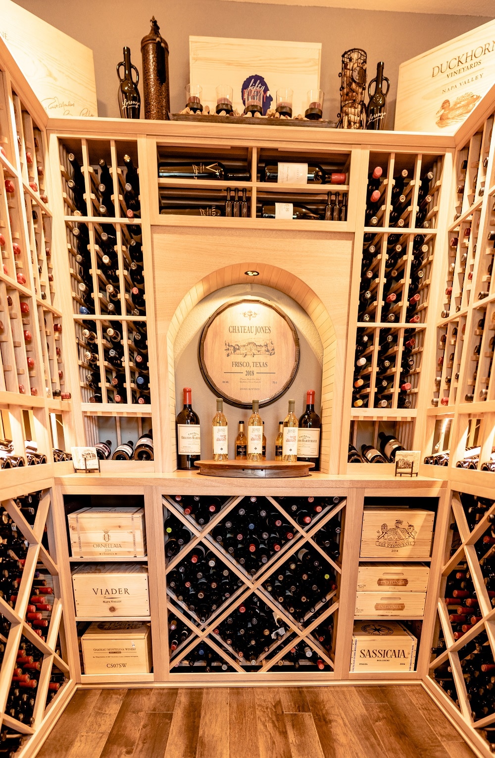 Talk to our wine cellar design specialists today! Click here!